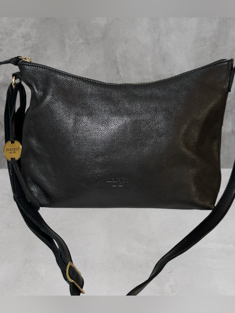 EUC MARGO BLACK LEATHER BAG NEW YORK JULES